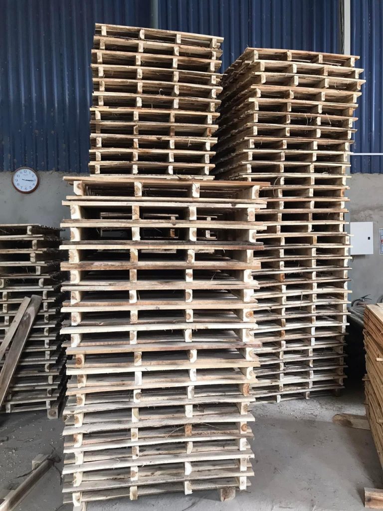 pallet gỗ